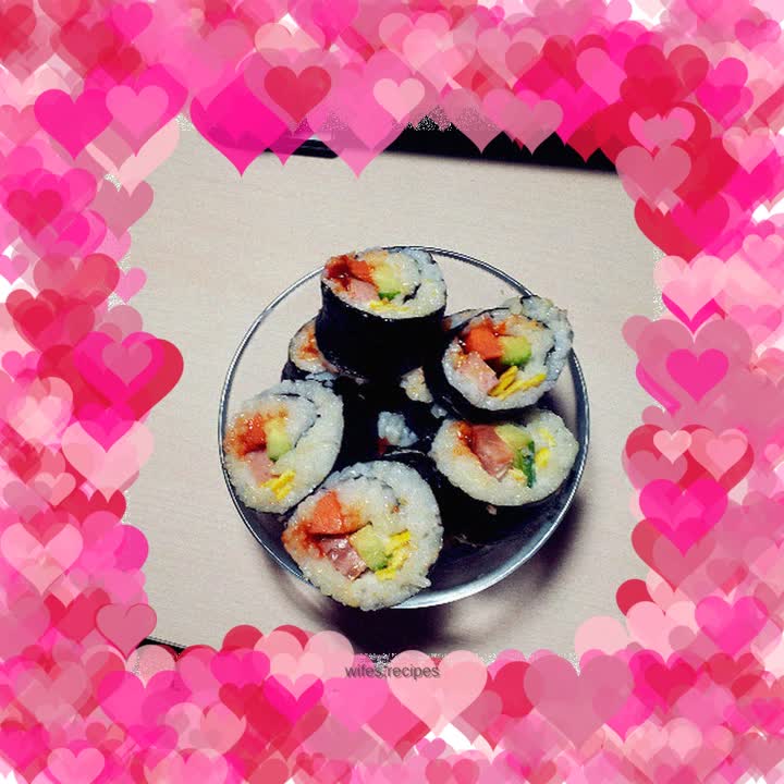 Seaweed rice roll----sushi