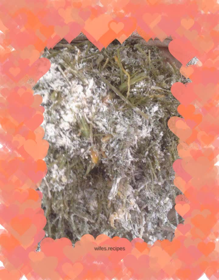 Steamed radish seedlings