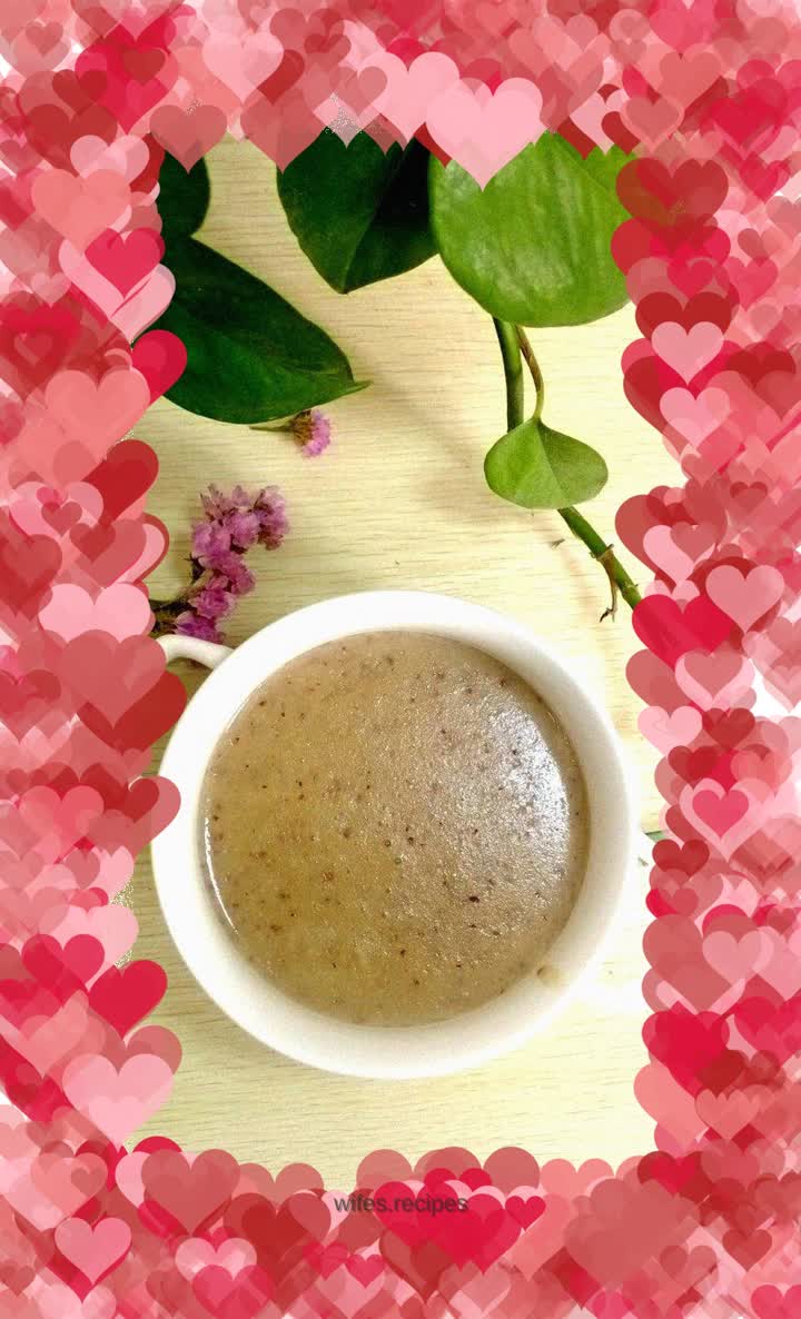 Red dates, zucchini, mixed beans and soy milk - making soy milk more nutritious