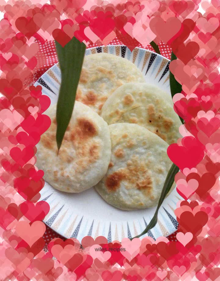 Radish and dried rice pie