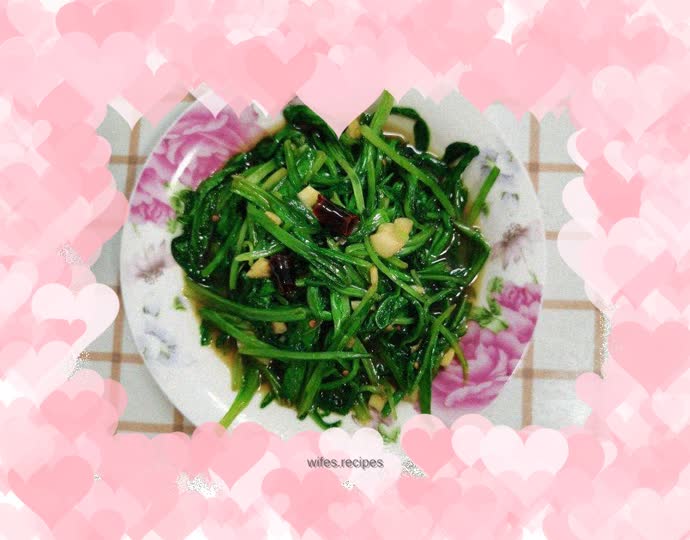Spicy stir-fried lettuce