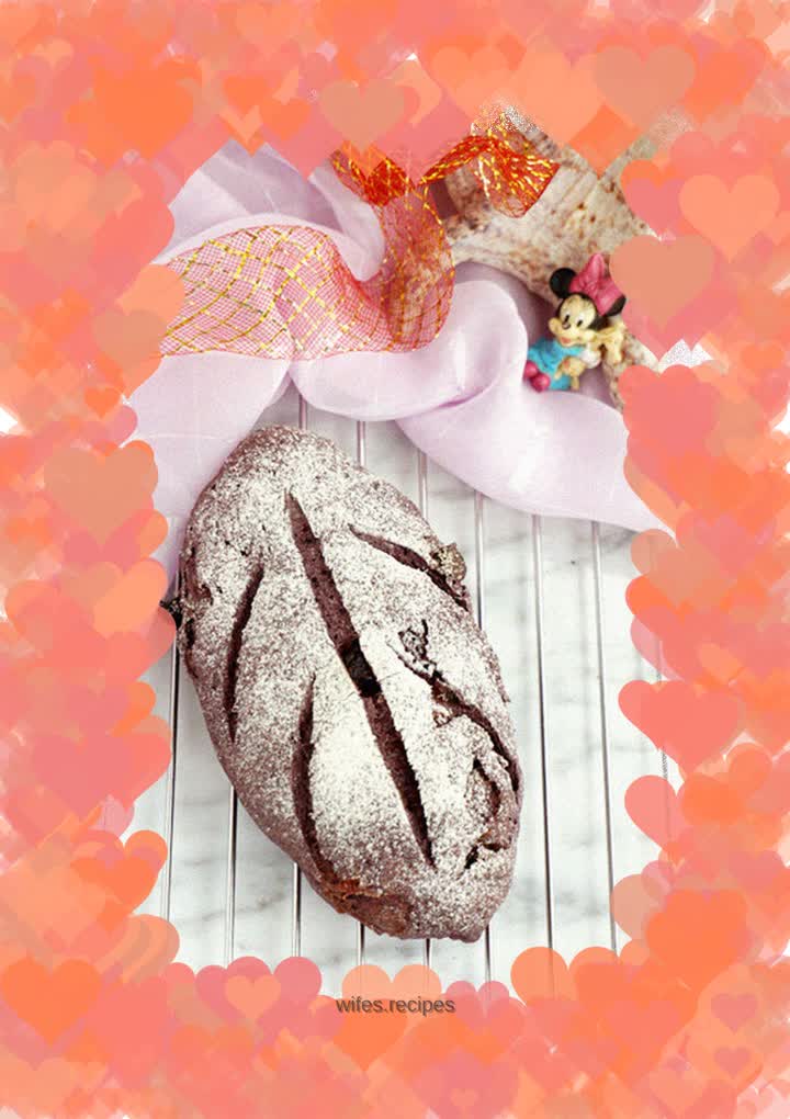 Raisin whole wheat black rice bread