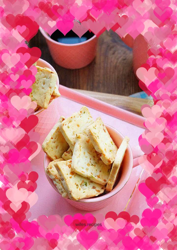 Fish intestines and green onion biscuits