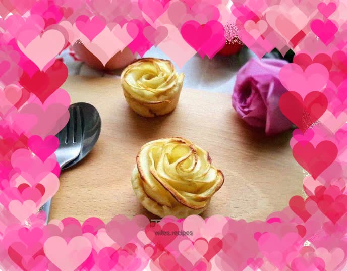 Apple rose cake