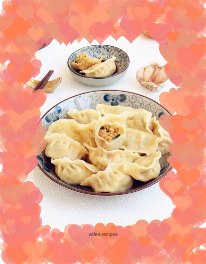 Dumplings stuffed with pork and pumpkin