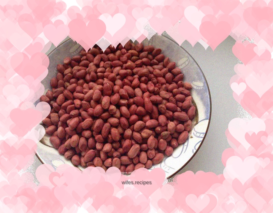 Fried peanuts