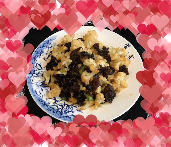Stir-fried Cauliflower with Fungus