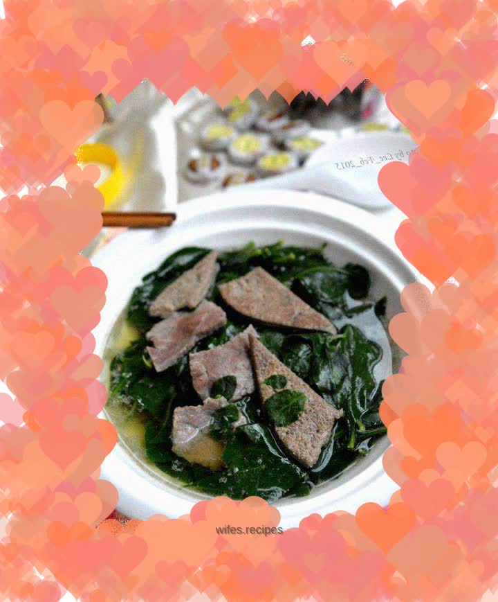 Pork liver, lean meat and wolfberry soup