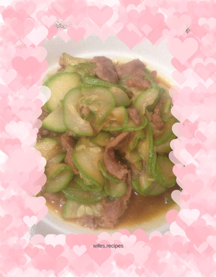 Fried pork with zucchini