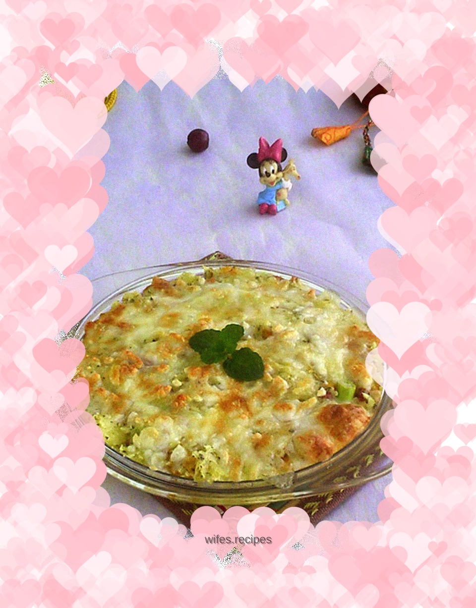 Baked ham and mashed potatoes