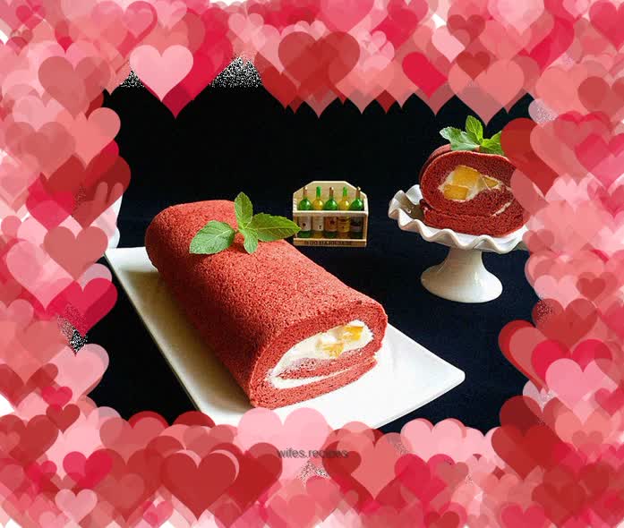 Red Velvet Cake Roll