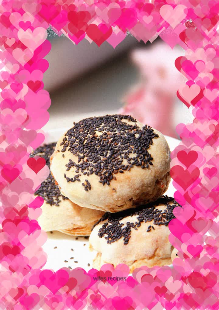 Crispy sesame sauce pancakes