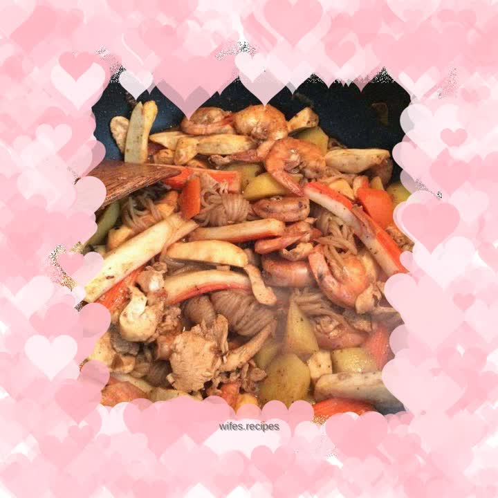 Sauce-flavored hot pot - good news for those who avoid spicy food!