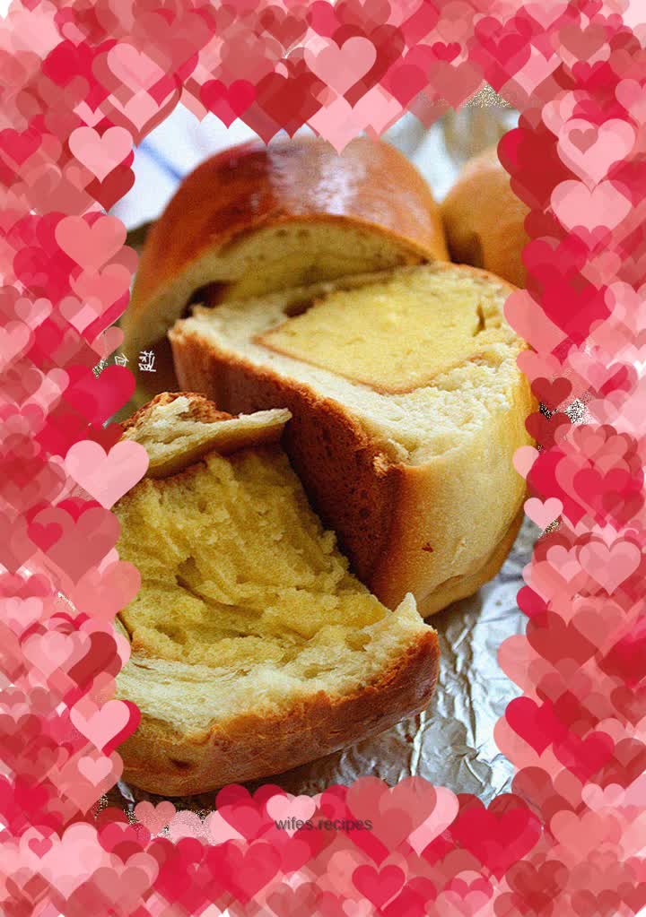 Delicious filling--heavy butter cake toast