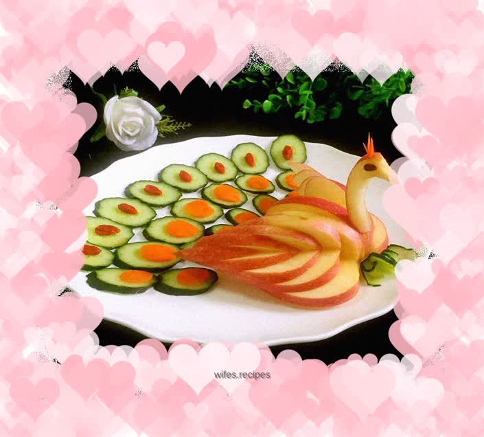 Fruit and vegetable platter ~ Peacock in full bloom