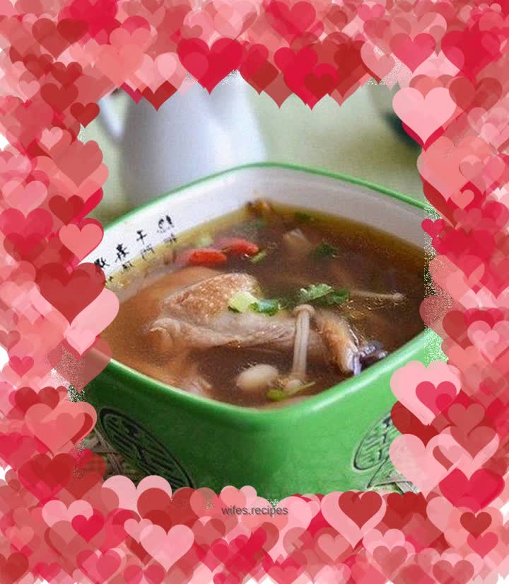 Daylily and Purple Ganoderma Chicken Soup