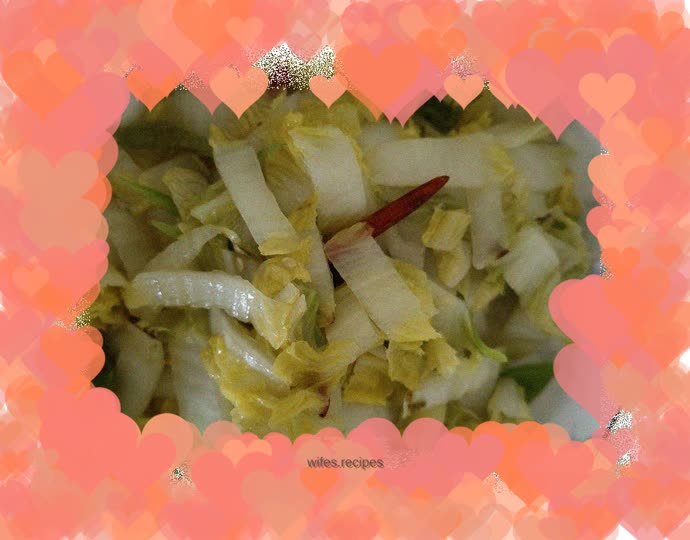 Stir-fried cabbage with green pepper