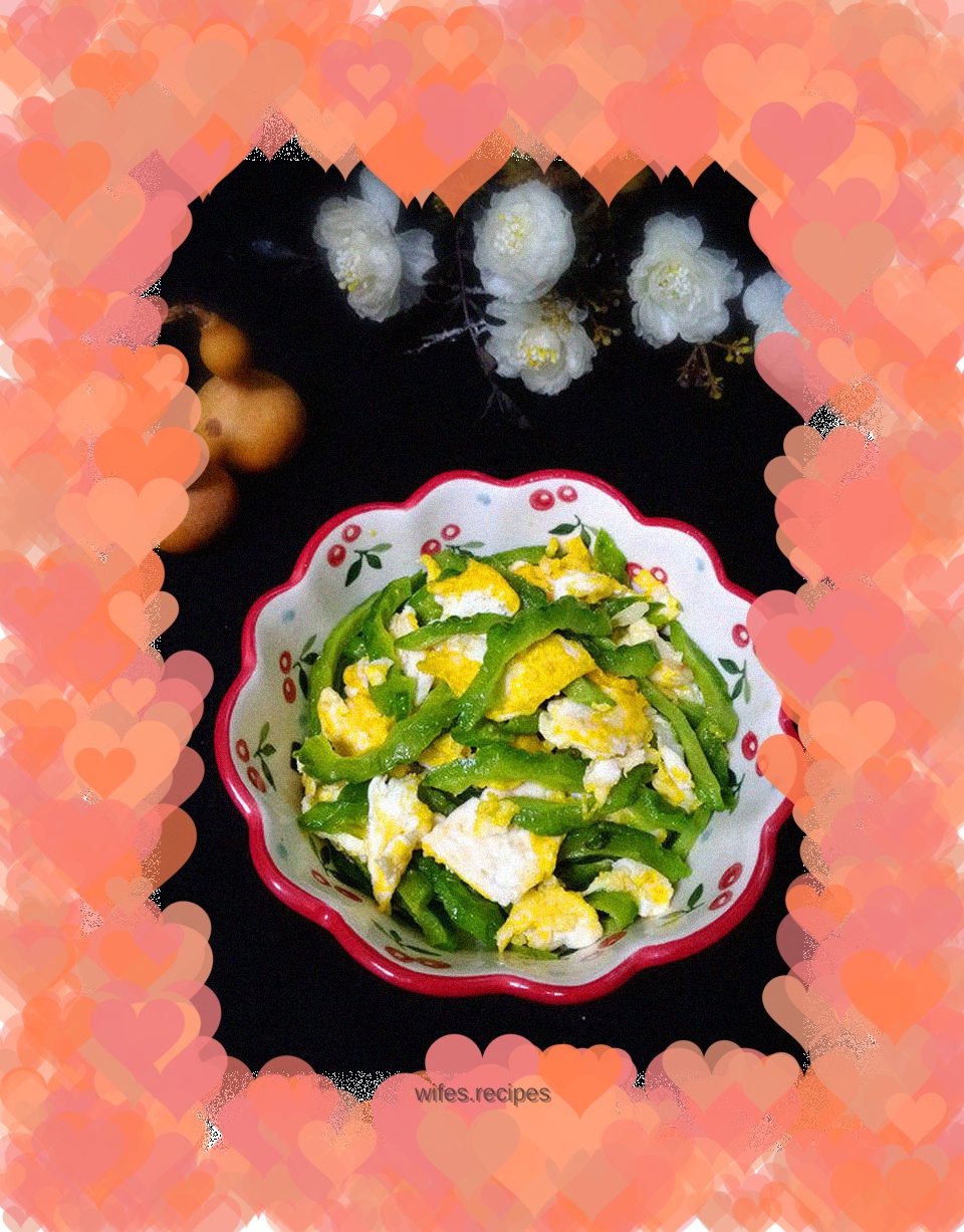 Fried bitter gourd with eggs