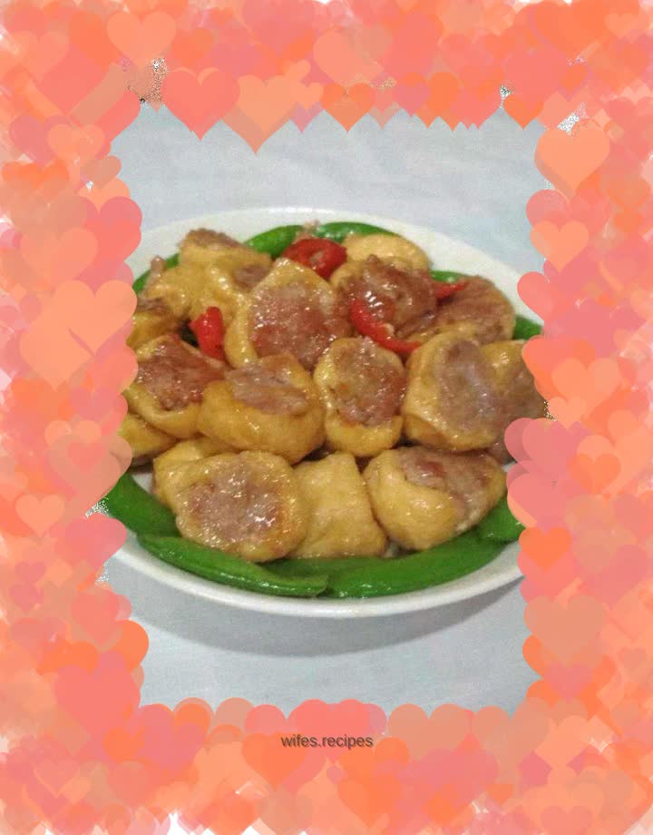 Fried tofu stuffed with pork