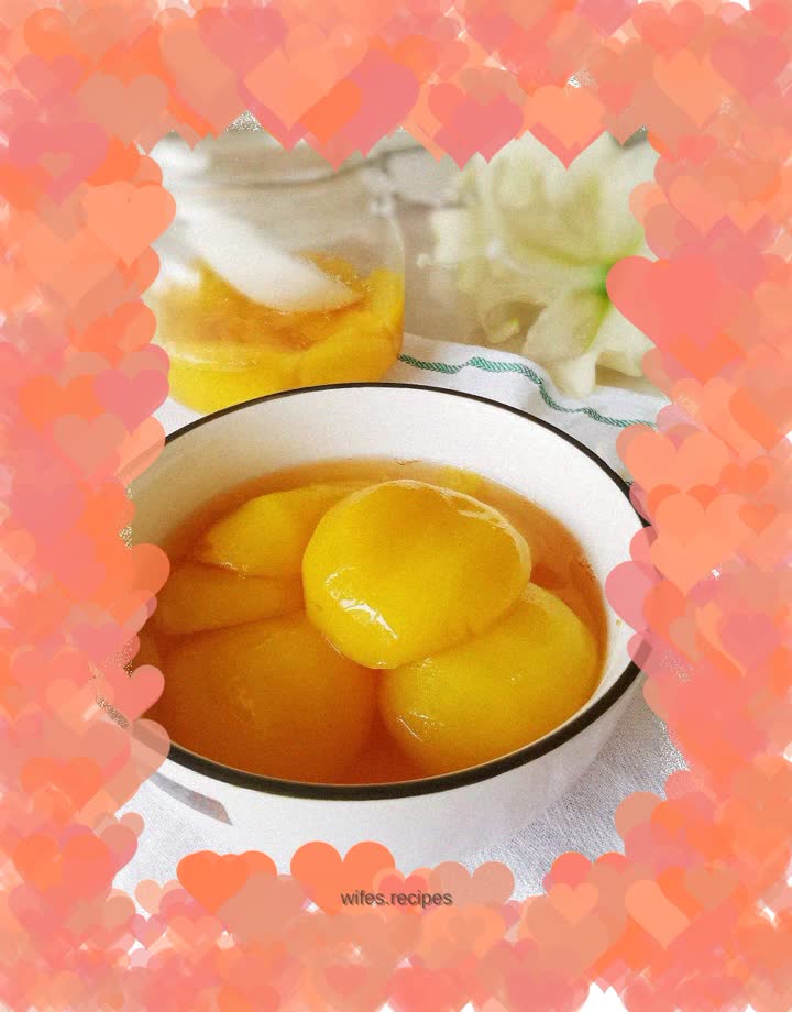 Canned yellow peach