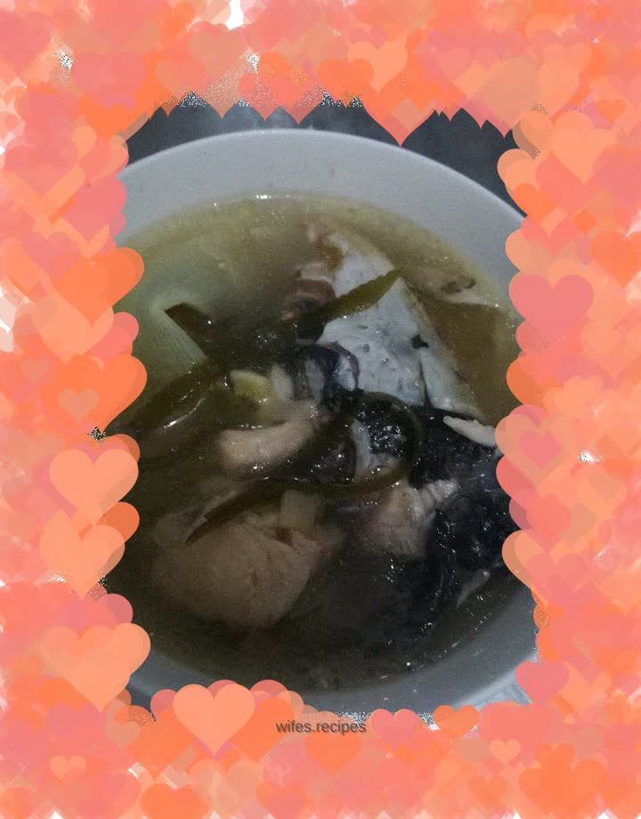 Carp, tofu and kelp soup