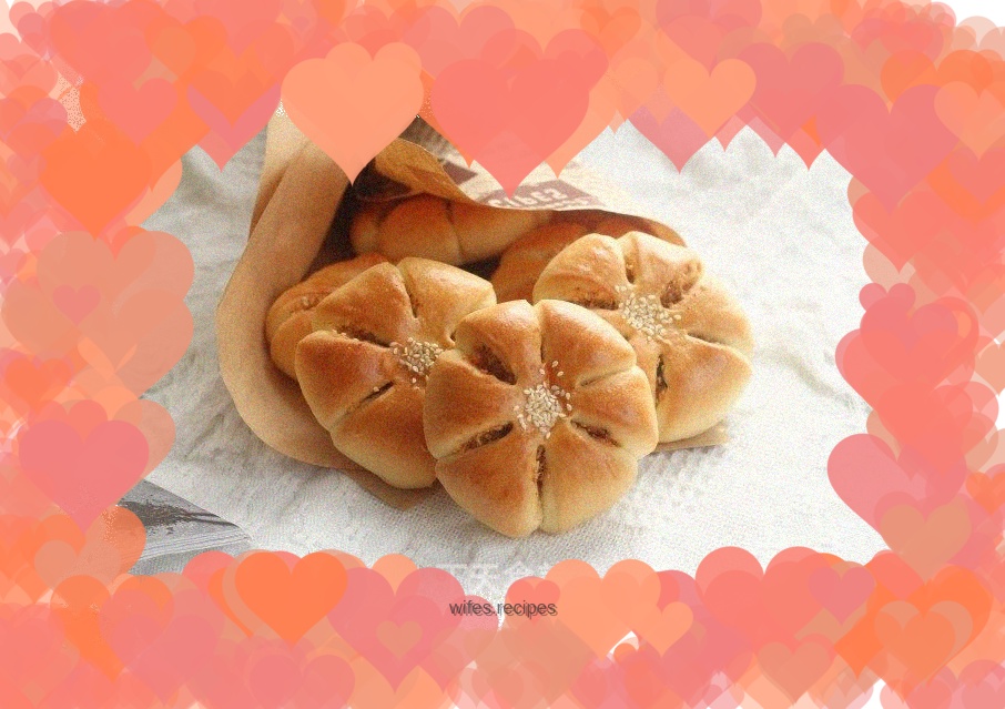 Shaped salad dressing and meat floss flower-shaped lunch bag