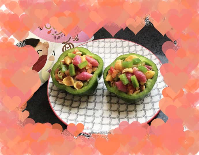 Fried noodles with tomatoes and eggs