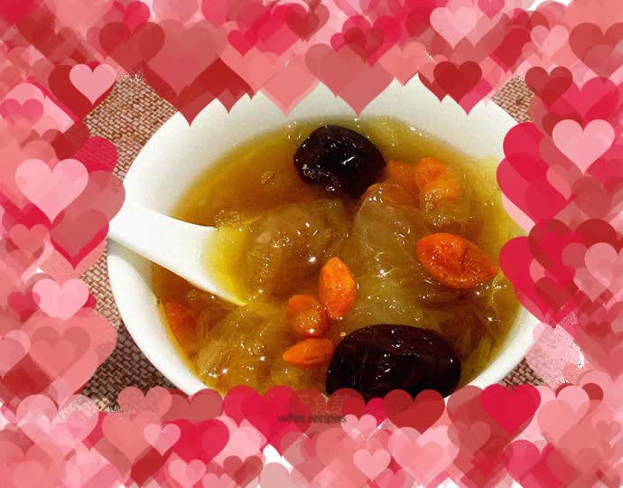Yellow Rock Sugar Tremella Soup