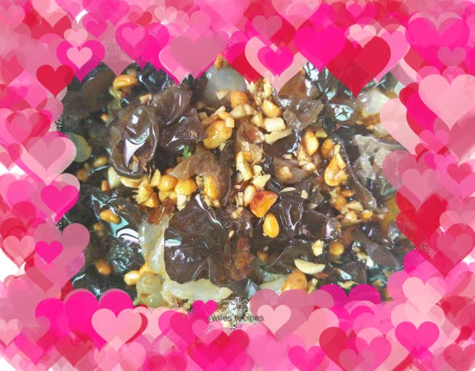 Cold hand-shredded fungus jellyfish skin