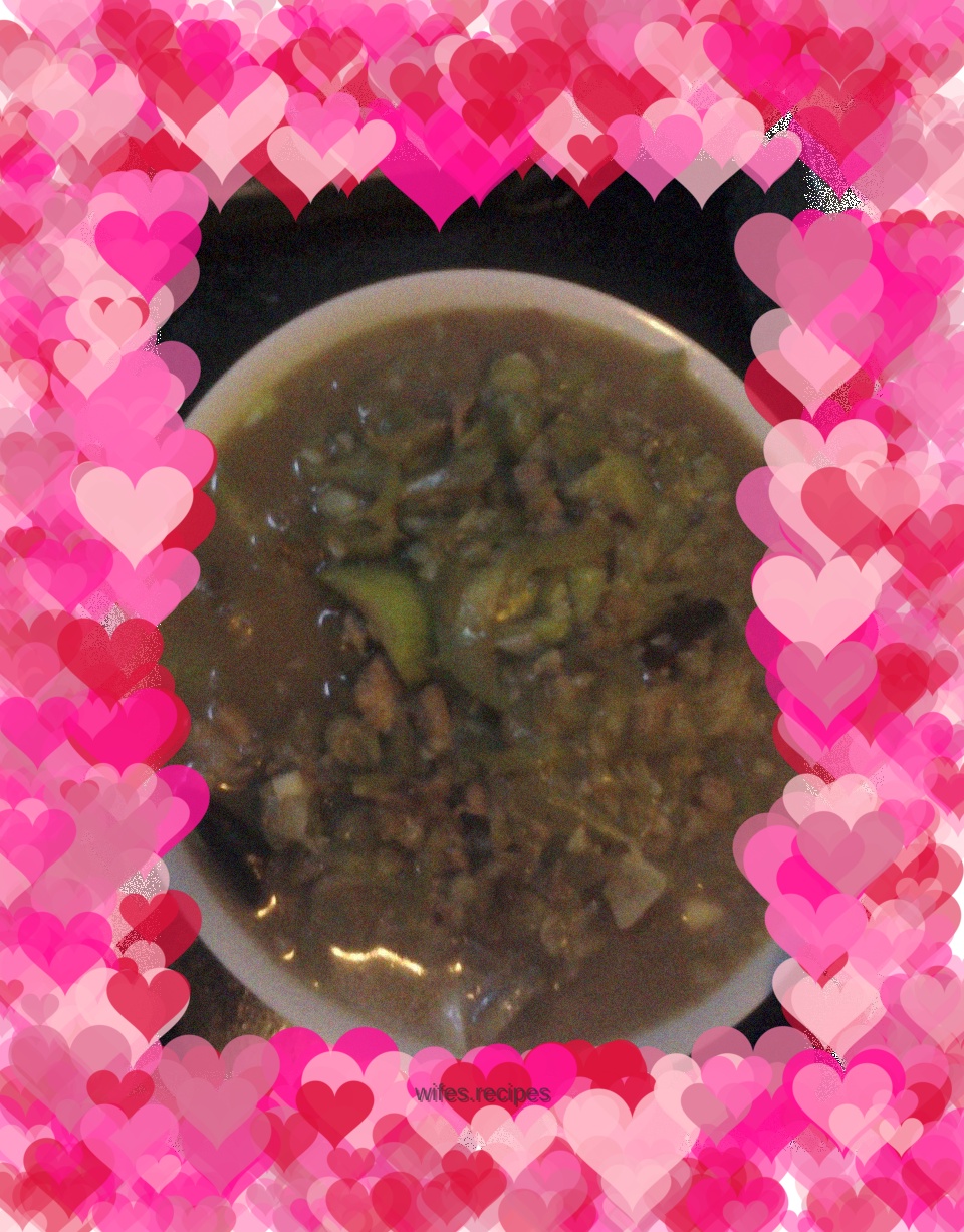 Stir-fried pork with loofah