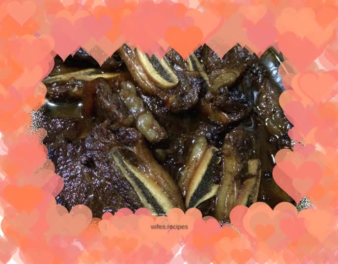 Braised Beef Ribs with Sauce Sauce