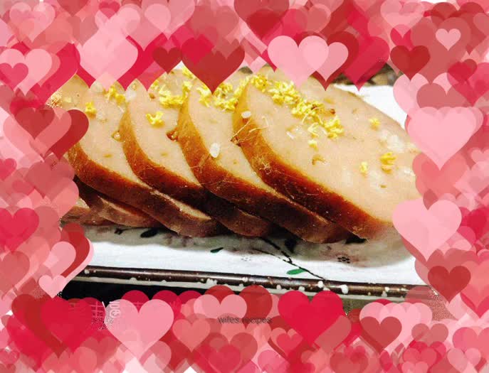 Osmanthus glutinous rice and lotus root