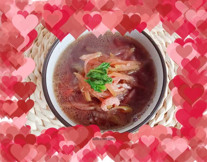 Dried sea rice and radish soup