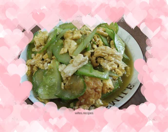 Cucumber scrambled eggs