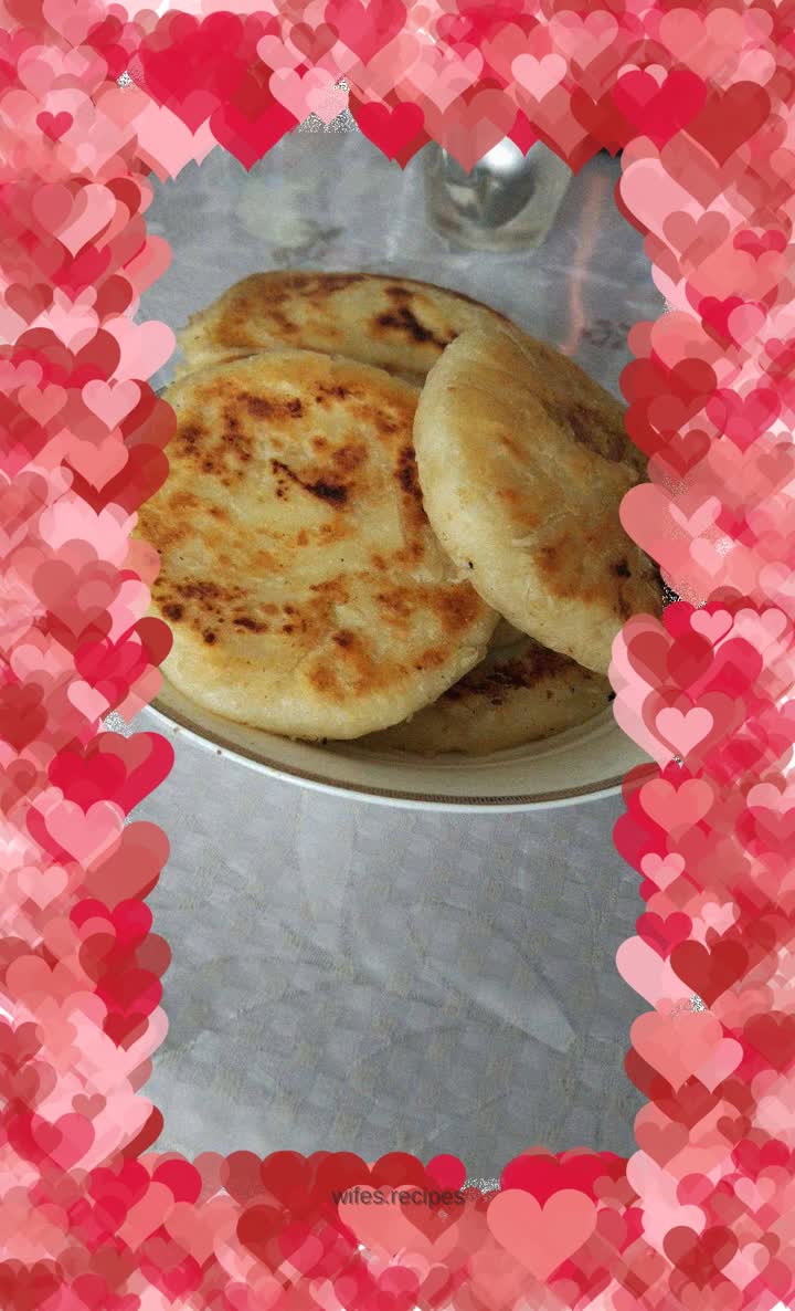 Shredded potato, egg and cheese pancake