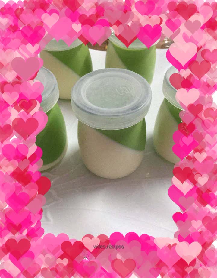 Smooth and delicate vanilla matcha double custard