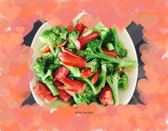 Fried ham with broccoli