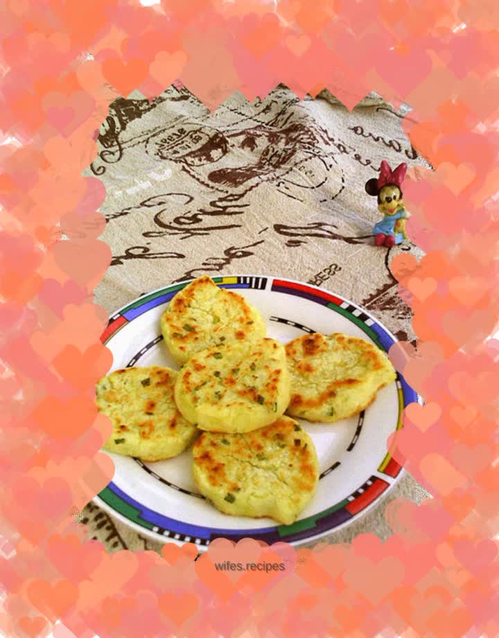 Onion-flavored potato pancake