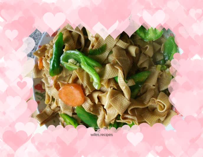 Dried tofu with hot pepper