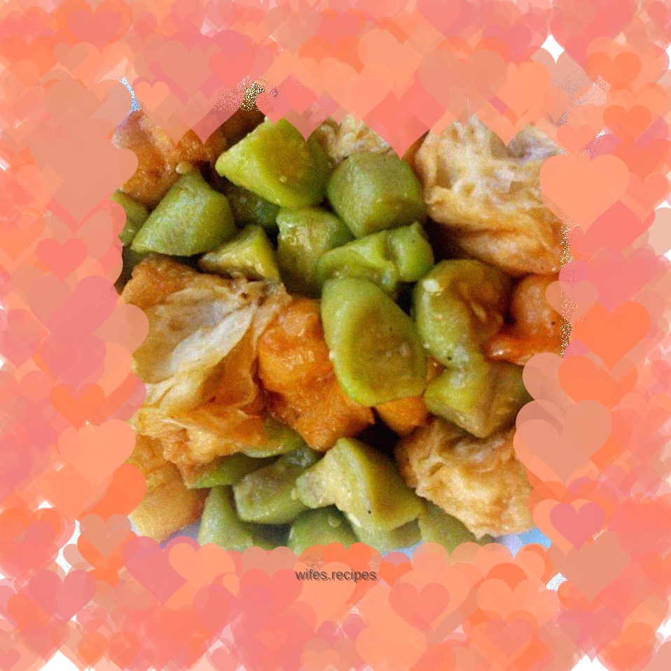 Luffa braised fried dough sticks