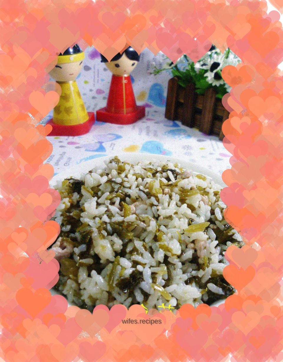 Fried rice with lean meat and pickles