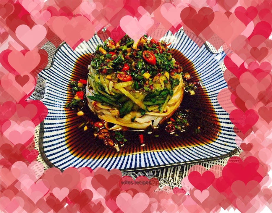 Cold shredded king oyster mushrooms