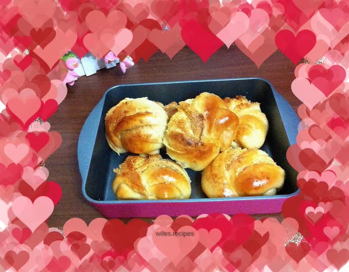Coconut bread rolls