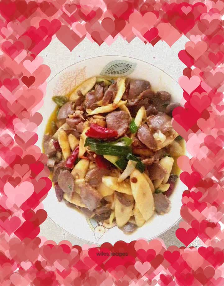 Stir-fried duck gizzards with winter bamboo shoots