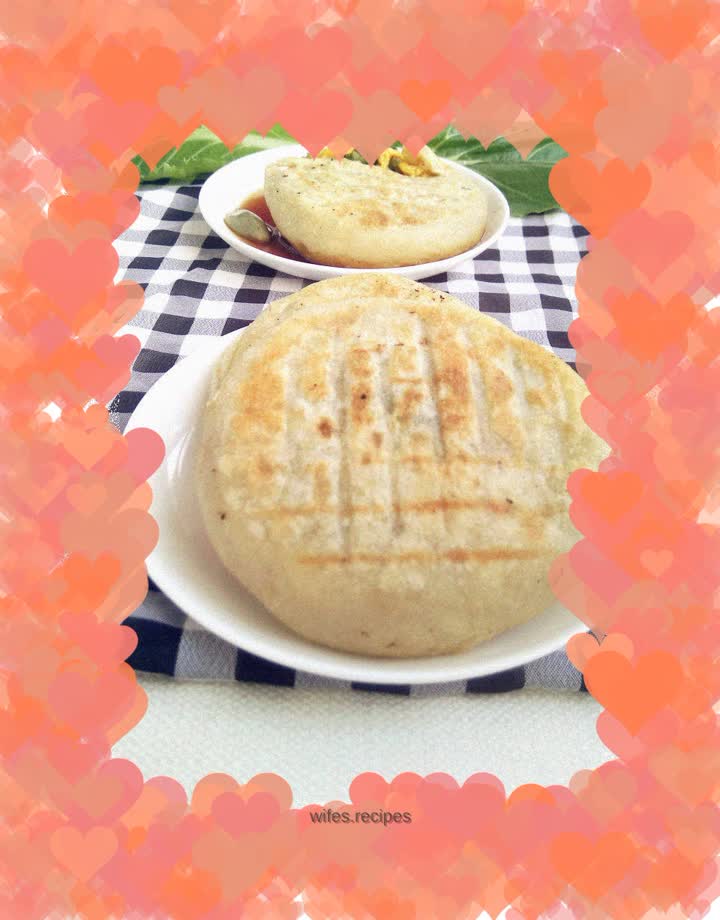 Egg, cabbage and vermicelli pie