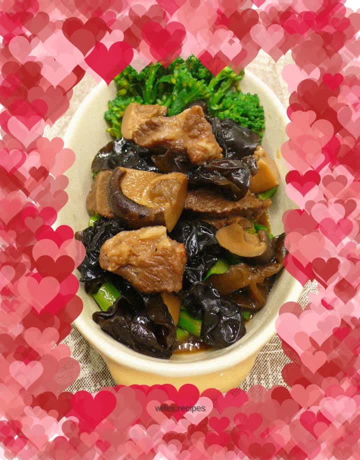 Braised pork with fungus ★Reduce fat and detoxify fungus 7
