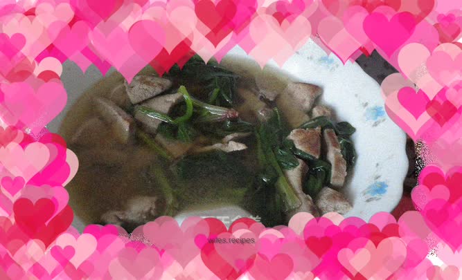 Pork liver and spinach soup