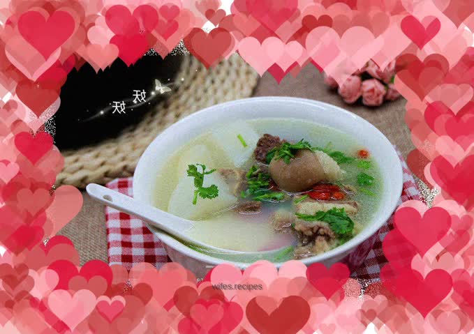 Hot radish stewed with mutton soup