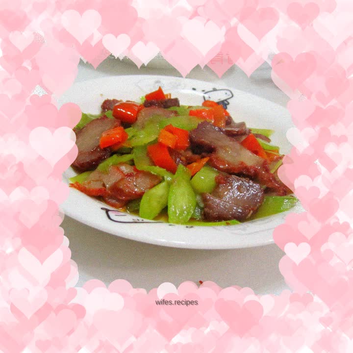Barbecued pork with lettuce