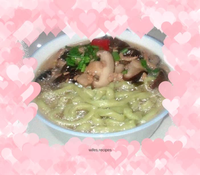 Mushroom Pork and Spinach Noodles